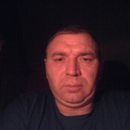 Стройная девушка шатенка ищет мужчину в Ульяновске для вечерних встреч Стройная девушка шатенка ищет мужчину в Ульяновске для вечерних встреч