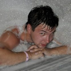 Парень из Ульяновск, ищу девушку для секса без обязательств Парень из Ульяновск, ищу девушку для секса без обязательств