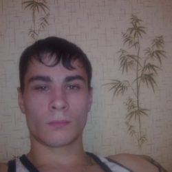 Симпатичный парень пригласит в гости девушку из Ульяновск Симпатичный парень пригласит в гости девушку из Ульяновск