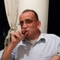 Приятный парень. Ищу спутницу на концерт Элизиума, билеты с меня Приятный парень. Ищу спутницу на концерт Элизиума, билеты с меня