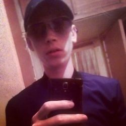 Парень. Ищу девушку, которая покажет как это делается в Ульяновске Парень. Ищу девушку, которая покажет как это делается в Ульяновске