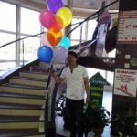 Девственник ищет свою первую Девственник ищет свою первую