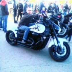 Молодой парень, с азиатской внешностью, ищет секса без обязательств с с девушкой в Ульяновске Молодой парень, с азиатской внешностью, ищет секса без обязательств с с девушкой в Ульяновске