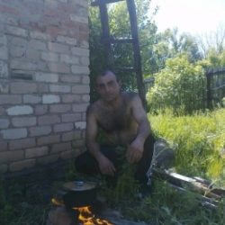 Парень из Ульяновск. Ищу девушку доя секса на одну ночь Парень из Ульяновск. Ищу девушку доя секса на одну ночь