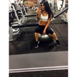 Обалденная девушка брюнетка, в поисках мужчины из Ульяновск