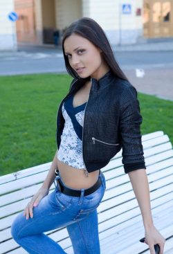 Ласковая развратница, Ульяновск. Буду рада встрече с мужчиной для страстного секса Ласковая развратница, Ульяновск. Буду рада встрече с мужчиной для страстного секса