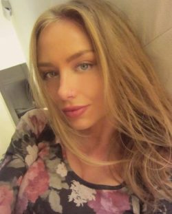 Девушка ищет мужчину в Ульяновске для интим досуга Девушка ищет мужчину в Ульяновске для интим досуга