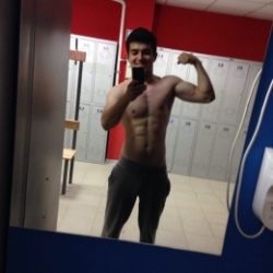 Девушки кто приедет завтра в Строгино пошалить?) Девушки кто приедет завтра в Строгино пошалить?)