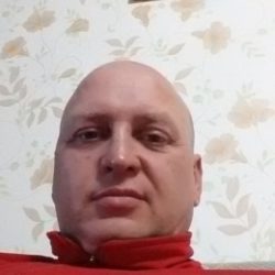 Молодой парень ищет девушку для одной или постоянных встреч в Ульяновске Молодой парень ищет девушку для одной или постоянных встреч в Ульяновске